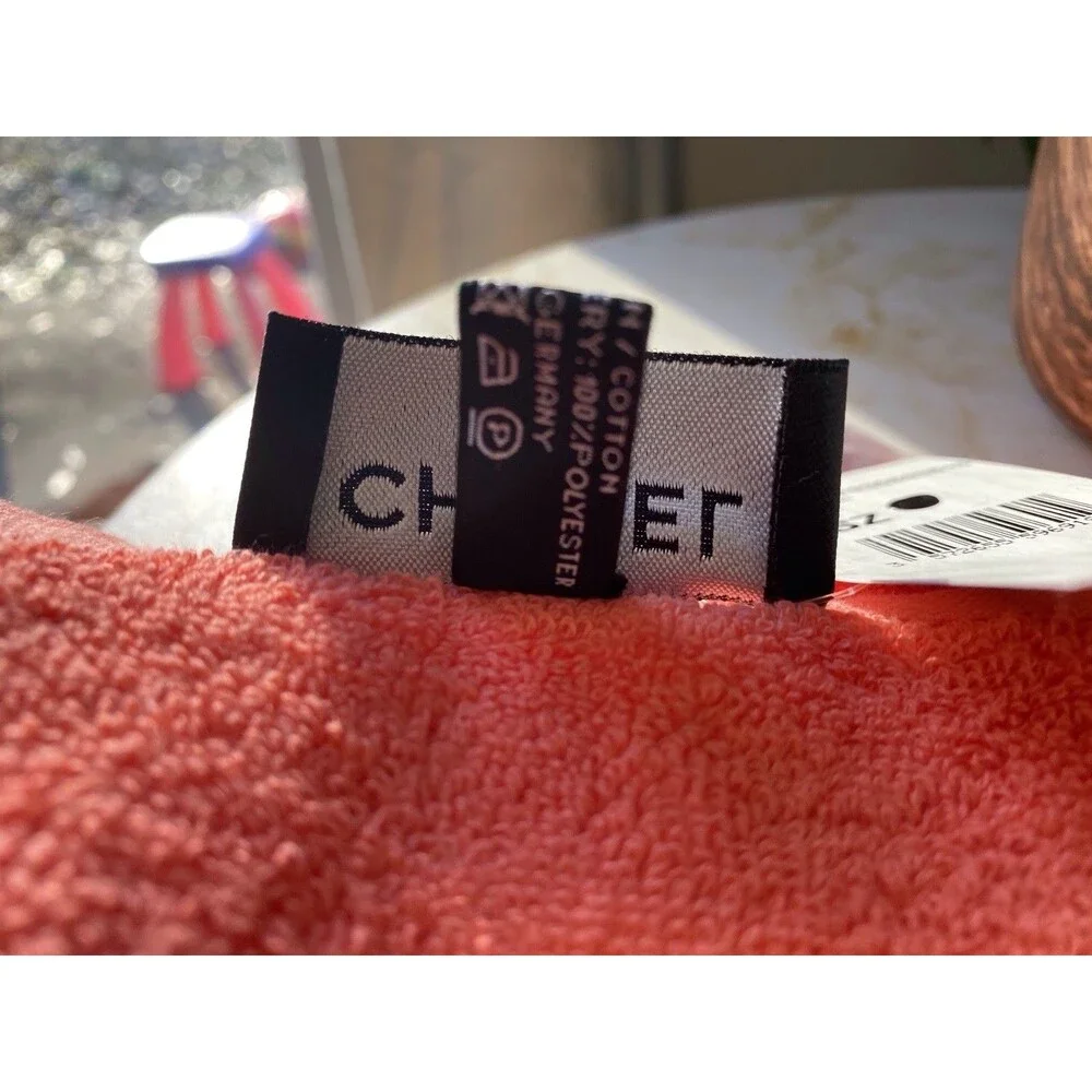 NWT Rare collectible Chanel large Beach towel in Coral